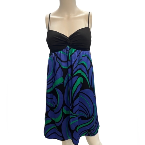 Maggy London Dresses & Skirts - Maggy London Petites Silk Dress Size 4P